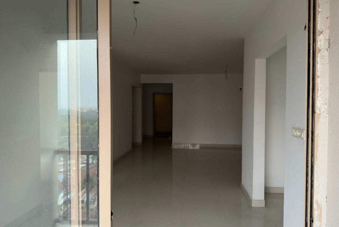 4 Beds 4 Baths – Apartment for Sale in Prime location of Kolkata