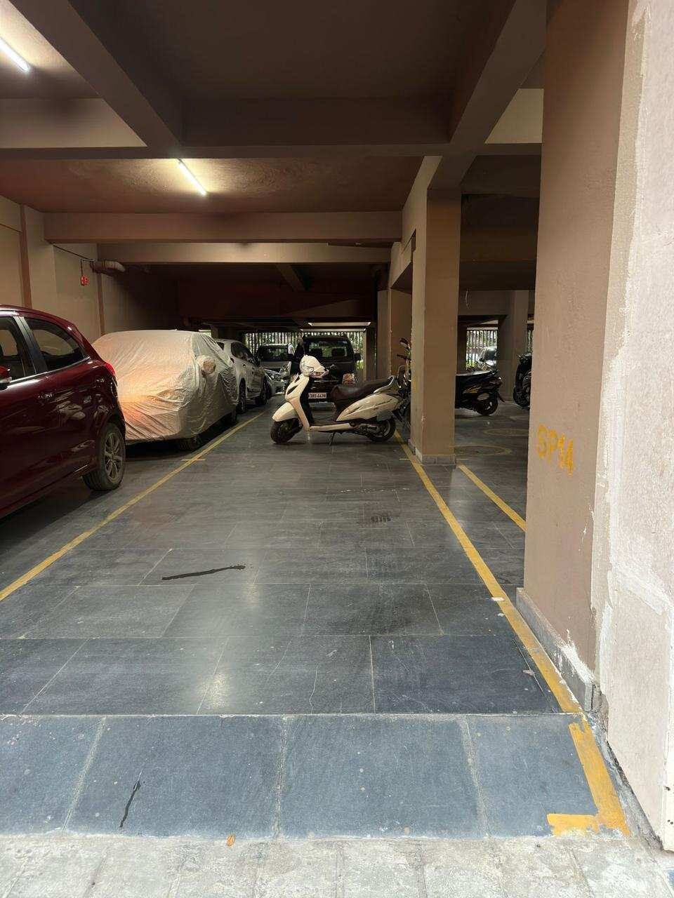 cd8 4 Beds 4 Baths – Apartment for Sale in Prime location of Kolkata