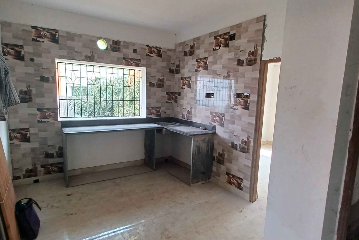 3 Beds 2 Baths – Apartment for Sale in Kolkata