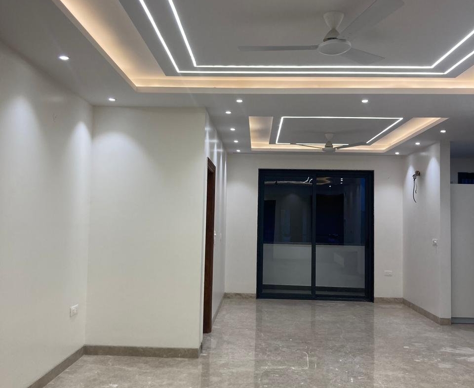 BUILDER FLOOR FOR SALE | SECTOR 42 | 220 YDS Gurgaon