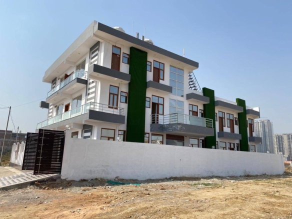 Running hotel for sale Noida extension