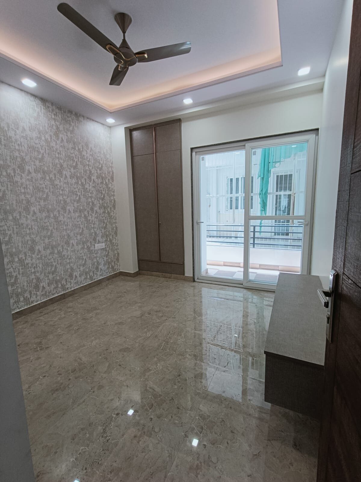 i8 Newly built 3 BHK Independent Builder Floor for Sale in Gurgaon