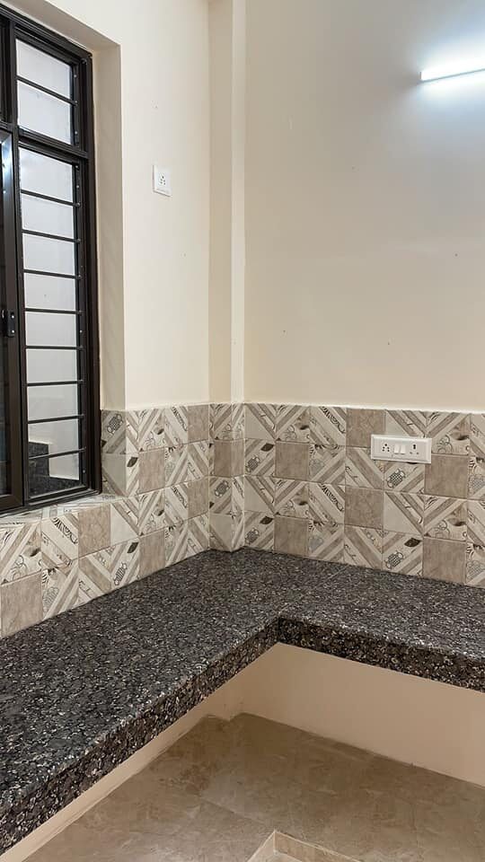 lk2 3Beds 3 Baths duplex house for sale near Matiyari Chauraha Faizabad Road
