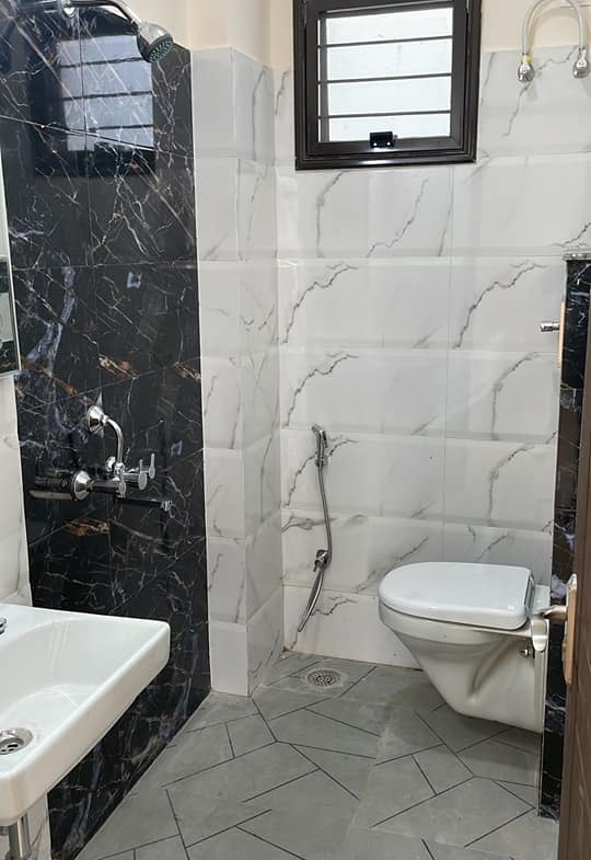 3Beds 3 Baths duplex house for sale near Matiyari Chauraha Faizabad Road