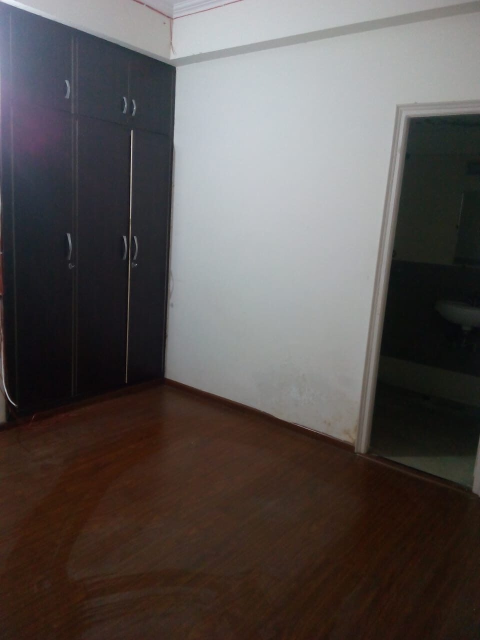 m2 M G Real Estate 3 Beds 2 Baths Ready to Move House for Sale in Noida