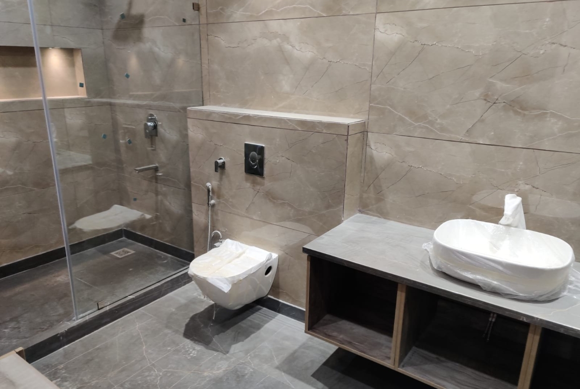 4 Bed 5 Bath BUILDER FLOOR FOR SALE | SOUTH CITY 1 | 538 YDS Gurgaon