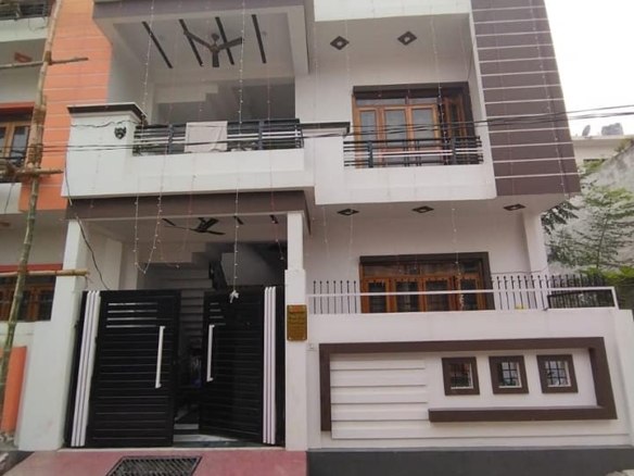 4 Beds 4 Baths Resale House in Indira Nagar Lucknow
