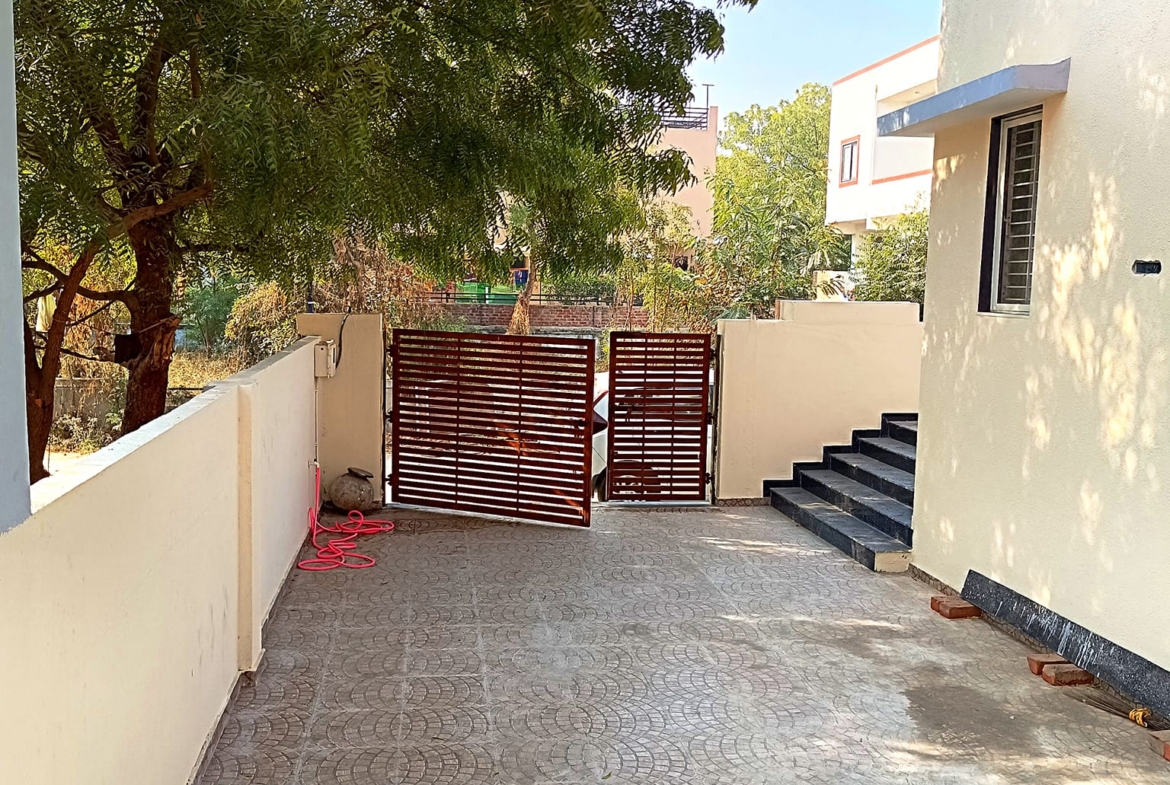 1 Room House for Rent in Ahmedabad, Gujarat