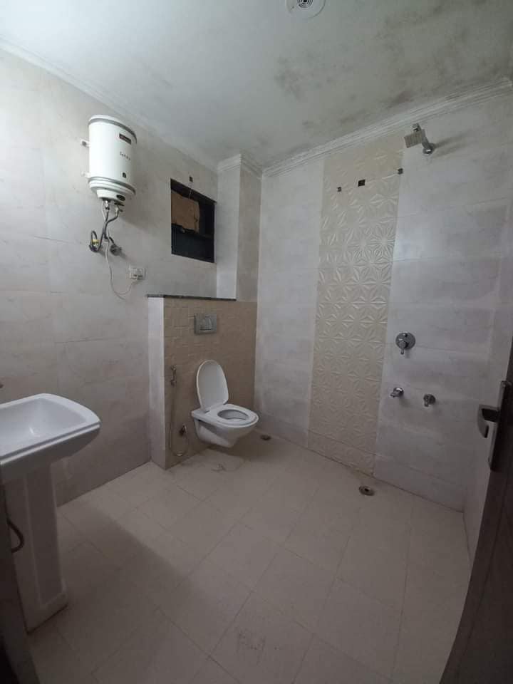 cc4 2 Beds BRAND-NEW FLAT AVAILABLE ON RENT IN SAKET , New Delhi