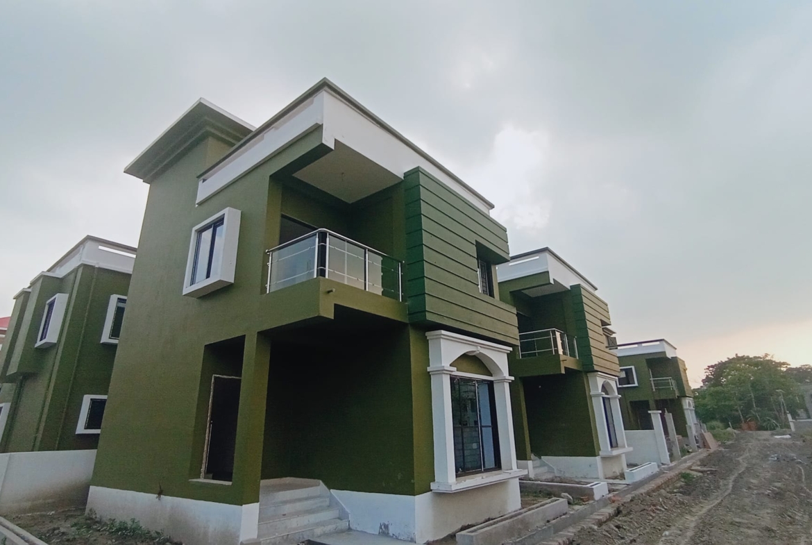 Villa:- RIESS 3 Beds Villa for Sale in Kolkata