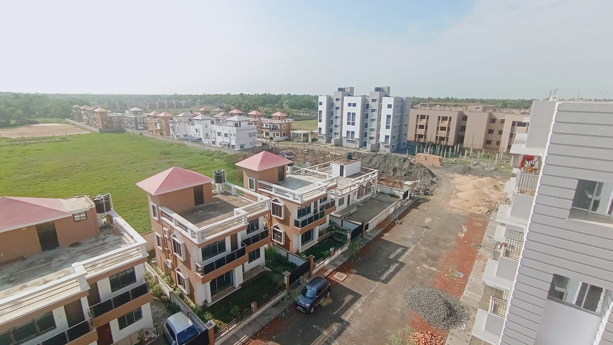 h5 Villa:- LACUS 3 Beds Villa for Sale in Kolkata