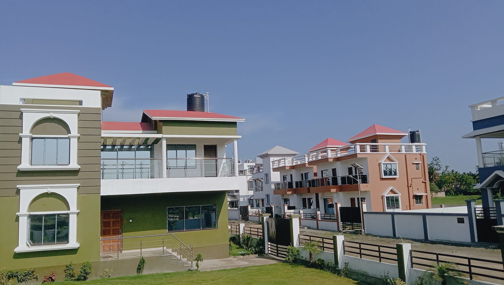 h6 Villa:- LACUS 3 Beds Villa for Sale in Kolkata