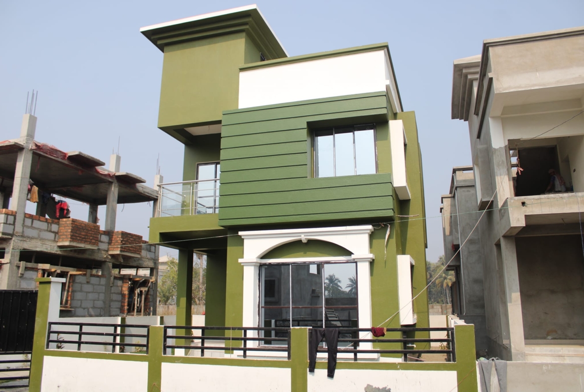Villa:- LUSTER 4 Beds Villa for Sale in Kolkata