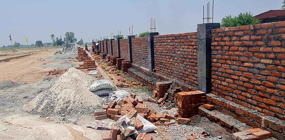 5 Beds 5 Baths – Townhouse for Sale in Noida, UP