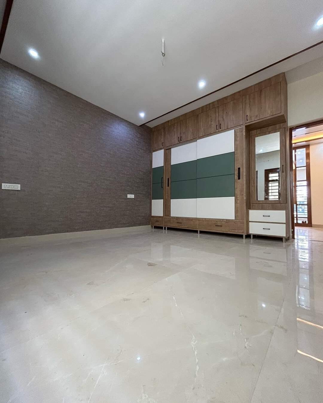 moh2 4 BEDS BRAND NEW 4BHK 200SQYD KOTHI FOR SALE IN MOHALI, PUNJAB