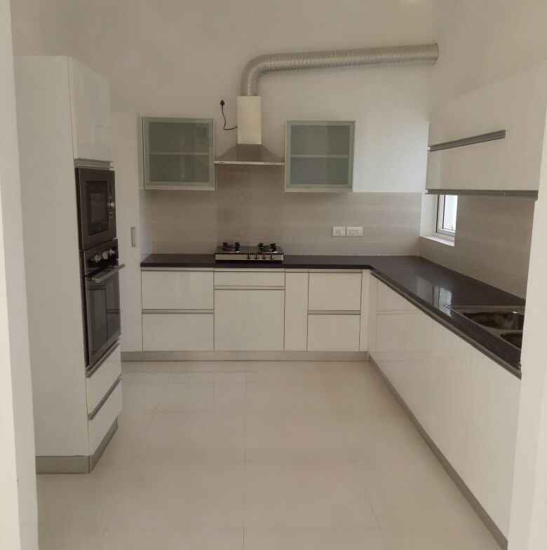 4 Beds 4 Baths Villa for Sale in Greater Noida