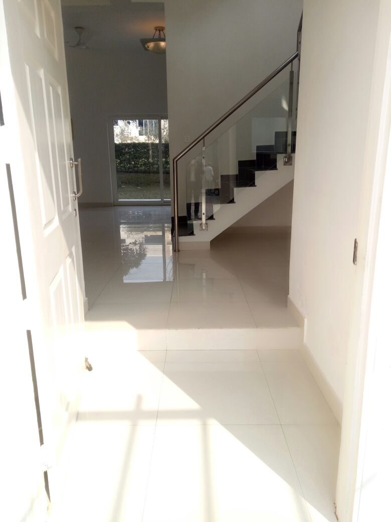 4 Beds 4 Baths Villa for Sale in Greater Noida