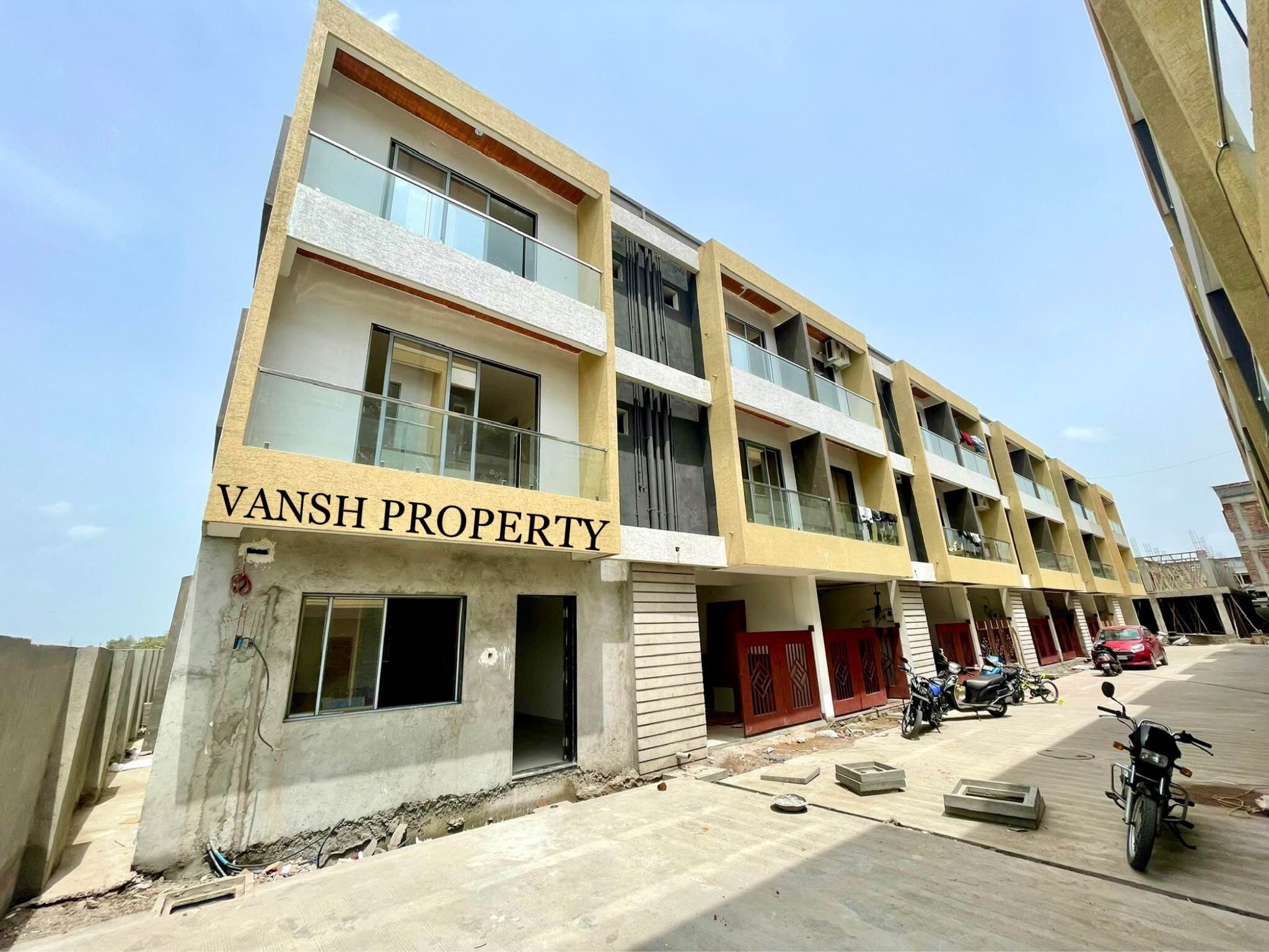 su Buy 3 Beds and 4 Beds Raw house in Surat, Ahmedabad, Gujarat