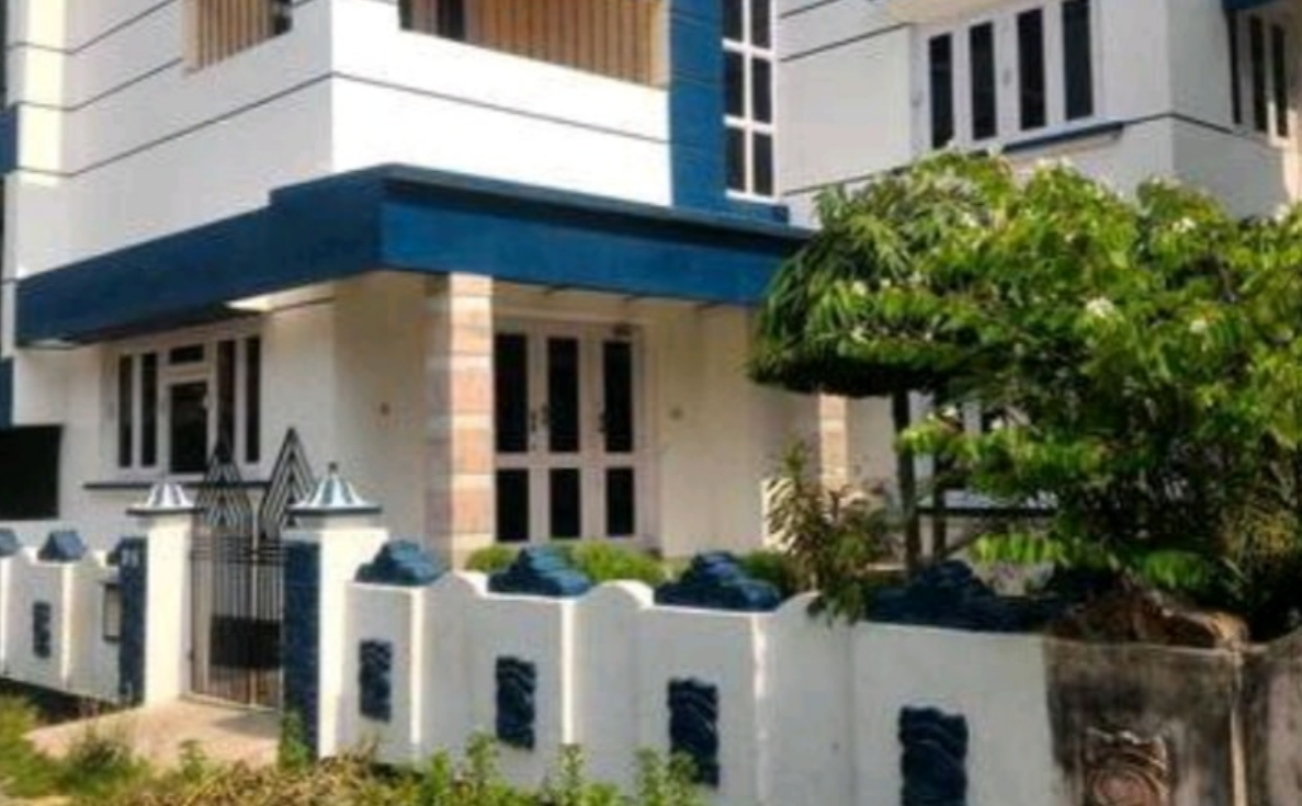 2 4 BHK Flat for Sale in Kolkata