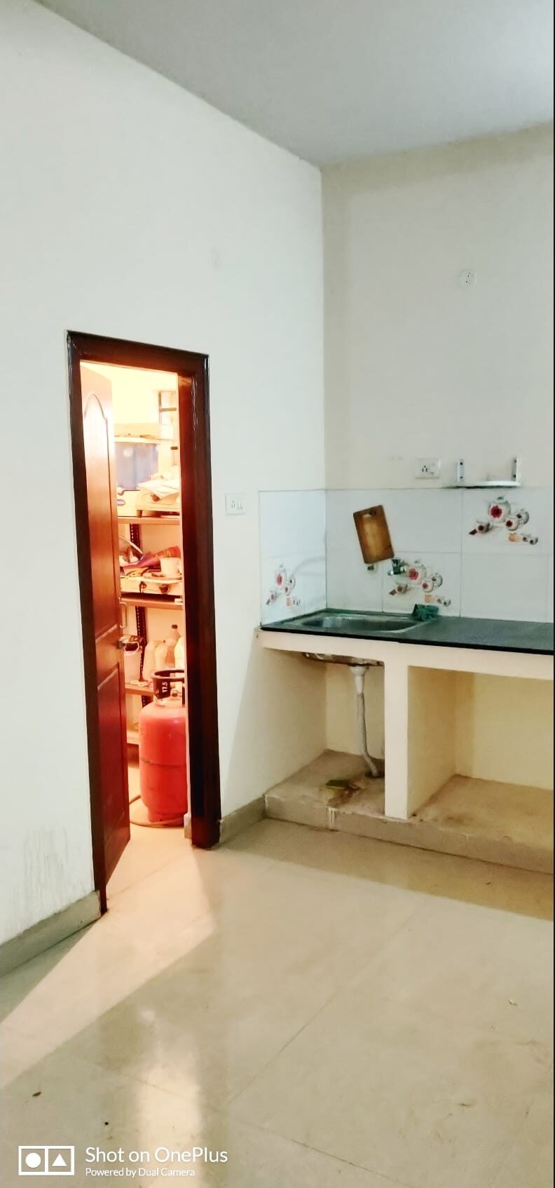 Flat Available For Rent