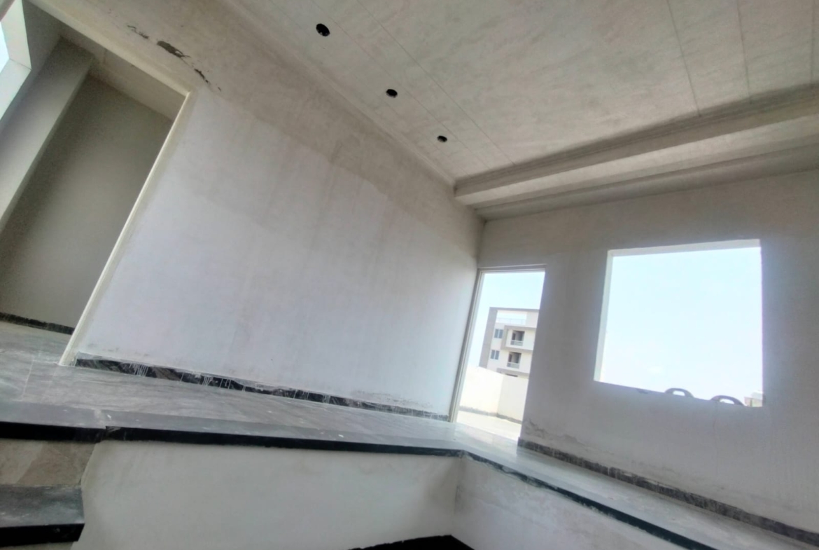 Fully furnished 5 Beds Villa for Sale in Jaipur, Rajasthan