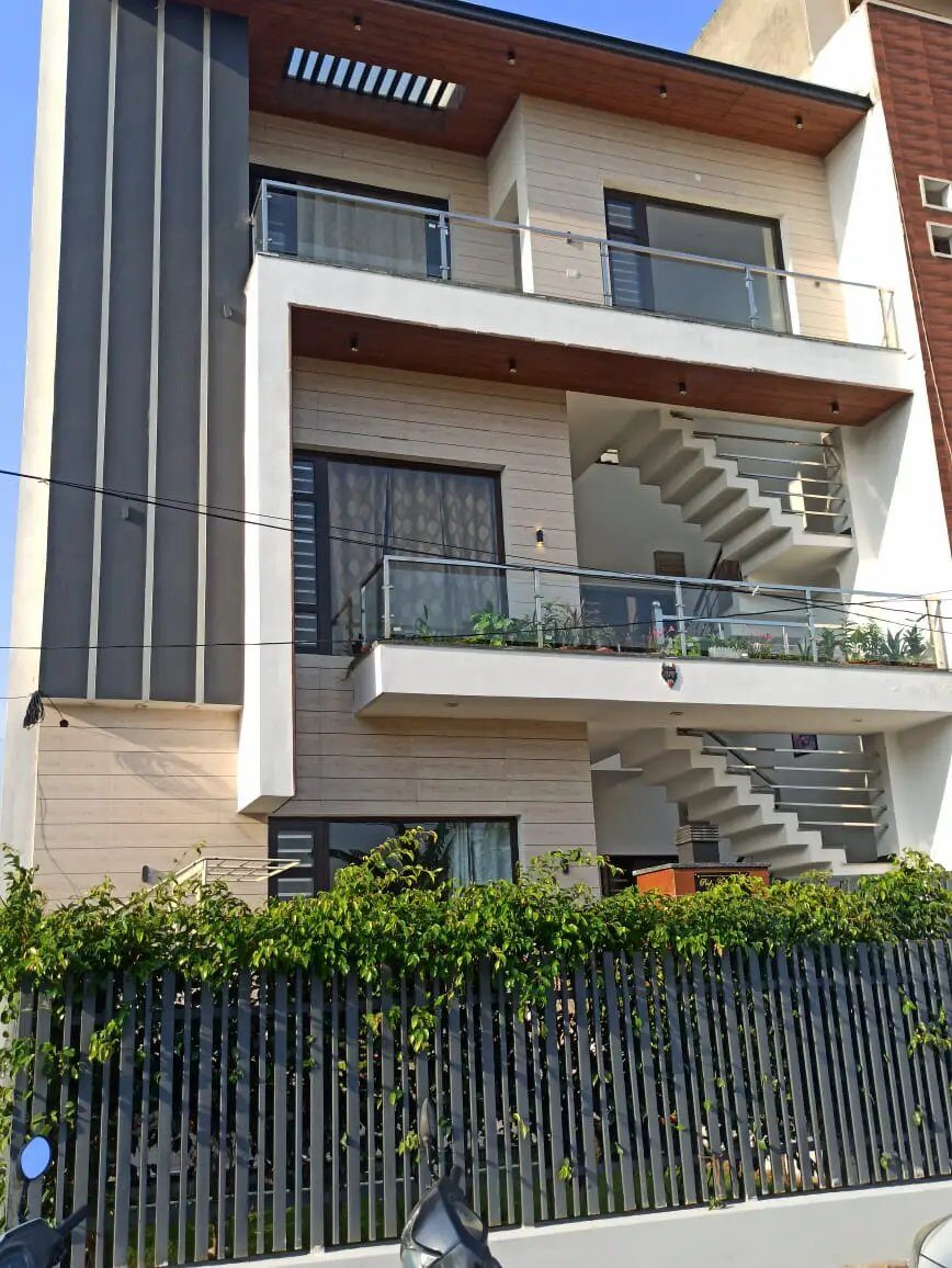 Well maintained 5 Bed 5 Bath house for Sale in Mohali, Punjab