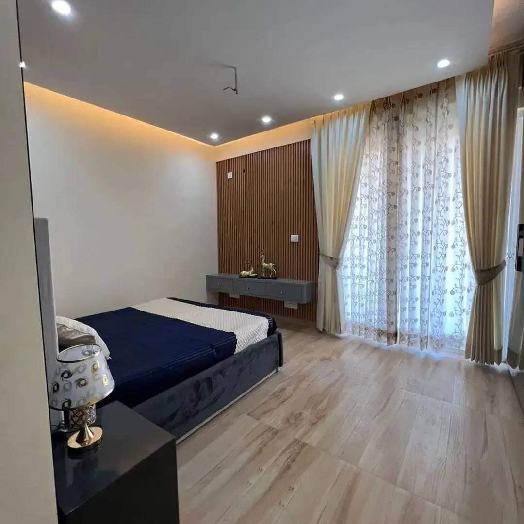 3 Beds Luxurious Flat for Sale in Punjab