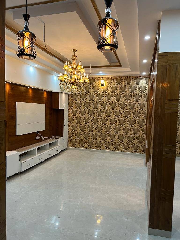 5 Beds Independent House For Sale in Chandigarh