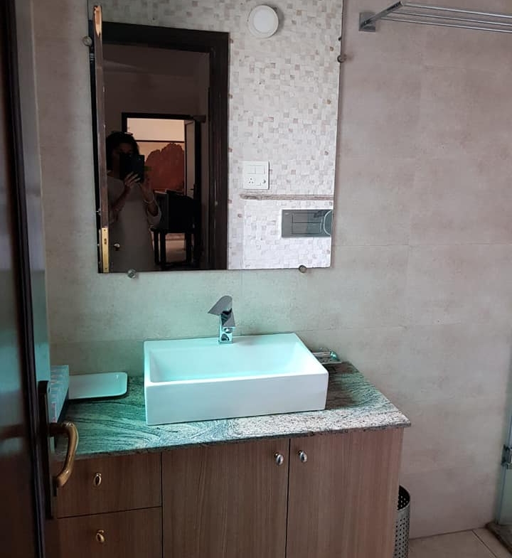 2nd floor 4 Beds 4 Baths Semi furnished for Rent in Gk-1 with Terrace garden