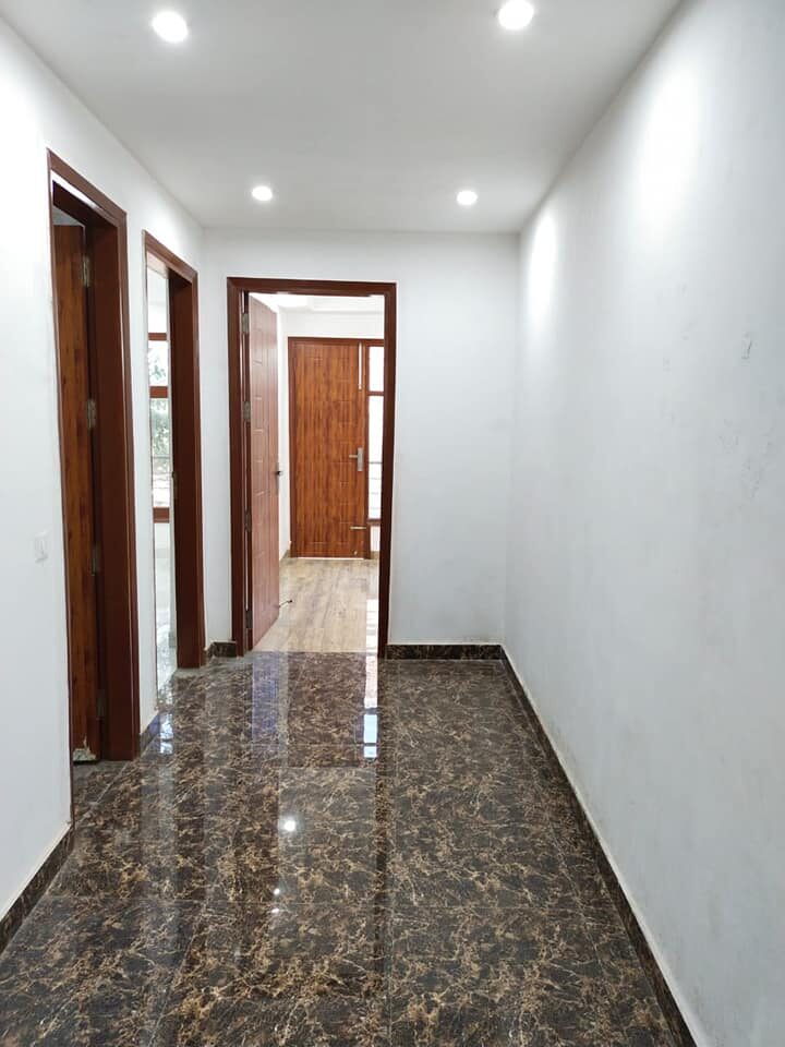 3 Beds 3 Baths SEMI FURNISHED FLAT AVAILABLE FOR RENT IN SAKET