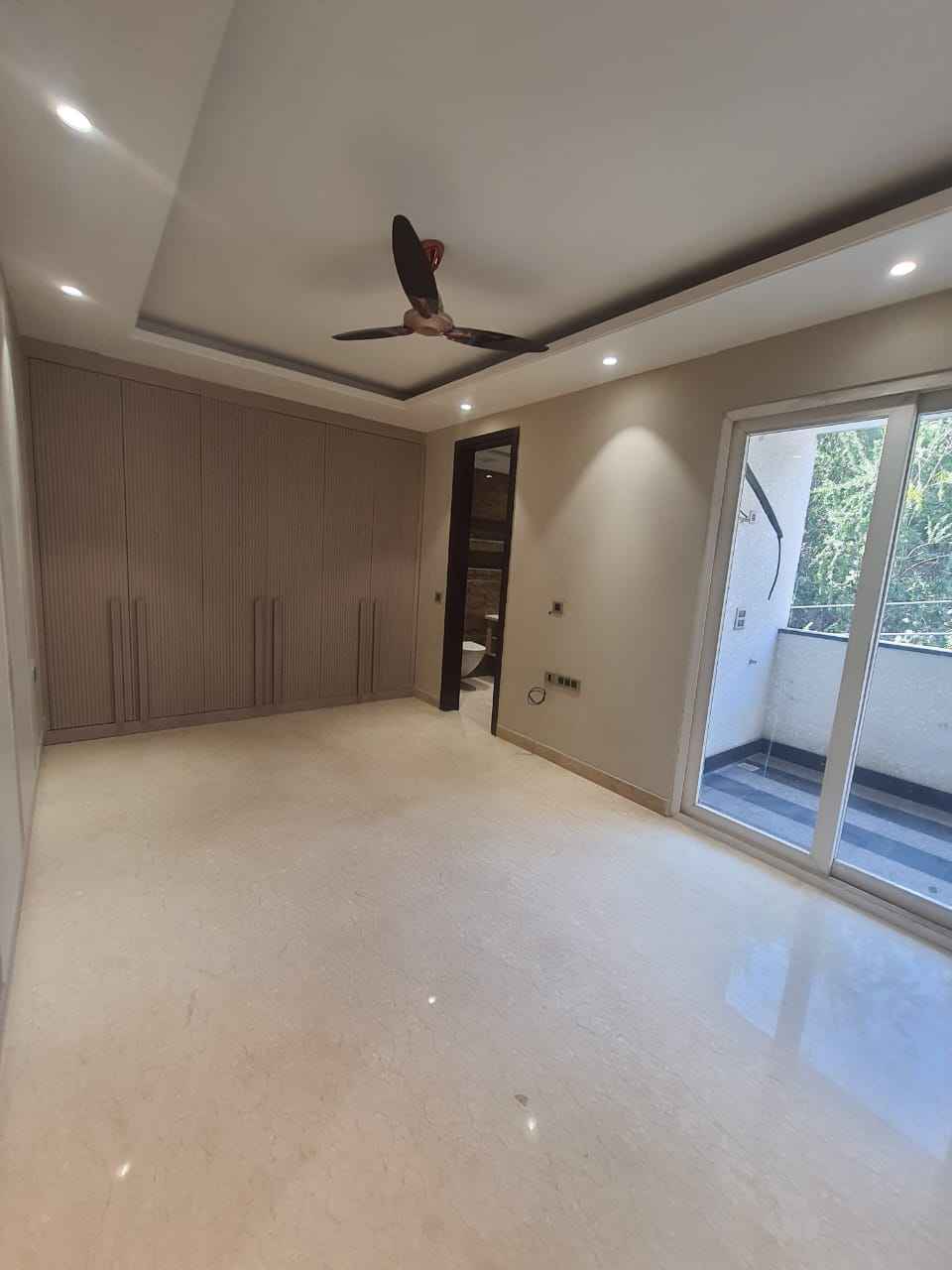 3 Beds 3 Baths – Apartment for Rent in Delhi
