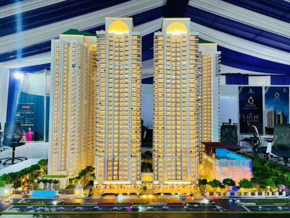 4 Beds Luxury Apartment for Sale in UP