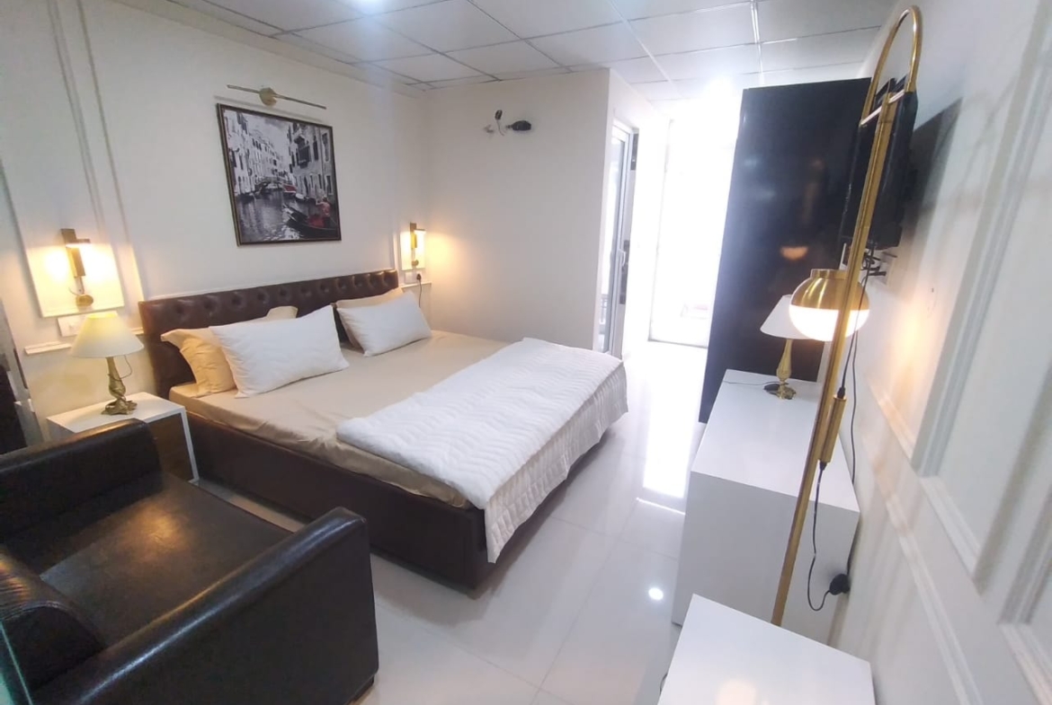 Commercial Project- Showroom, Soho, office space, Hotel suite for Sale in Zirakpur, Punjab