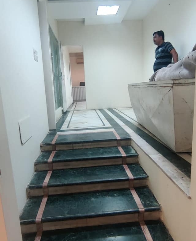 1500 feet basement available for rent for Office use in Delhi