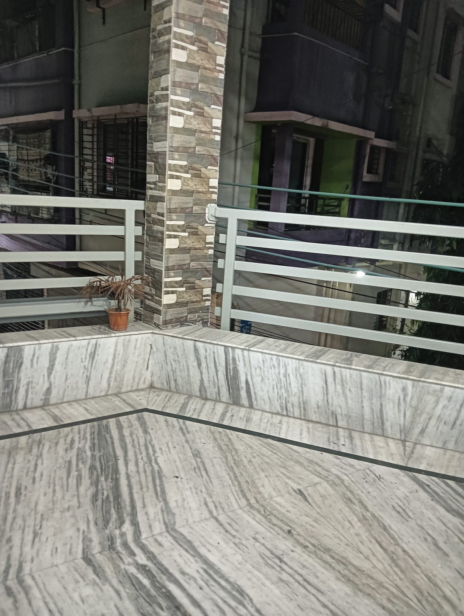kl2 3 Beds Apartment for Rent in Newtown, West Bengal