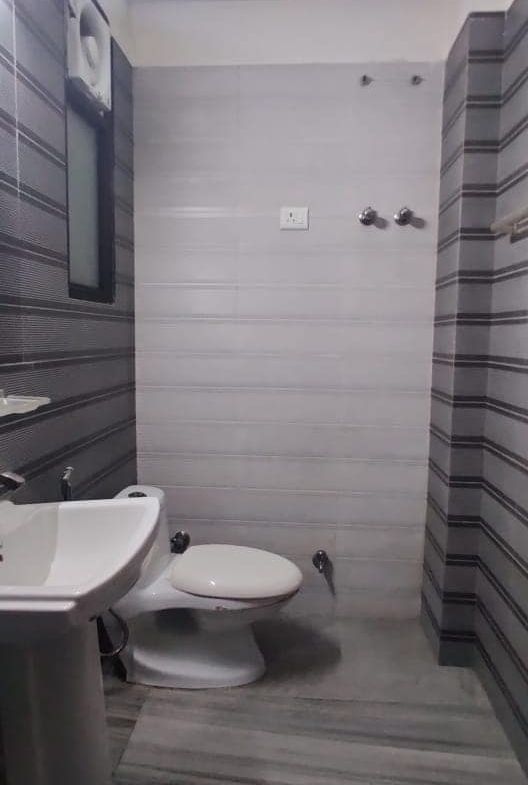 Unisex PG -Rent- Noida sector 41, UP