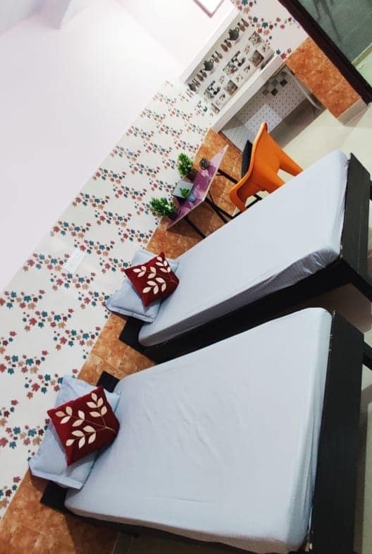 Unisex PG for Rent in Noida sector 51, UP