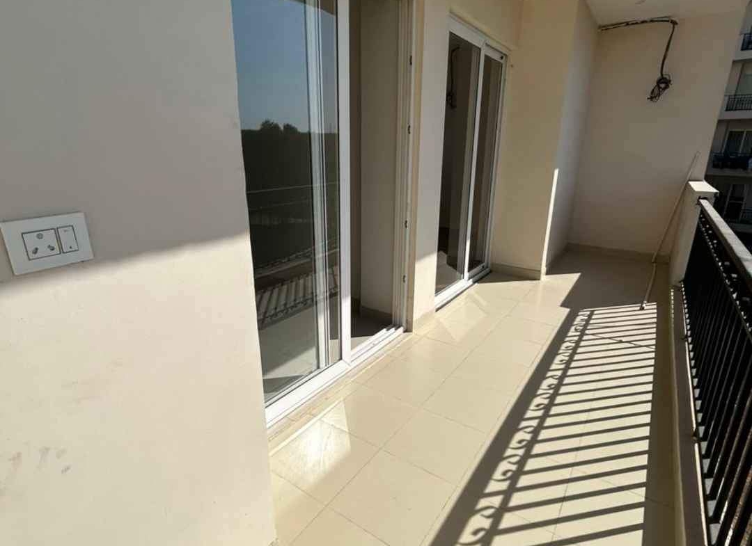 4 Beds 4 Baths -ready to move apartment for sale in Zirakpur, Punjab