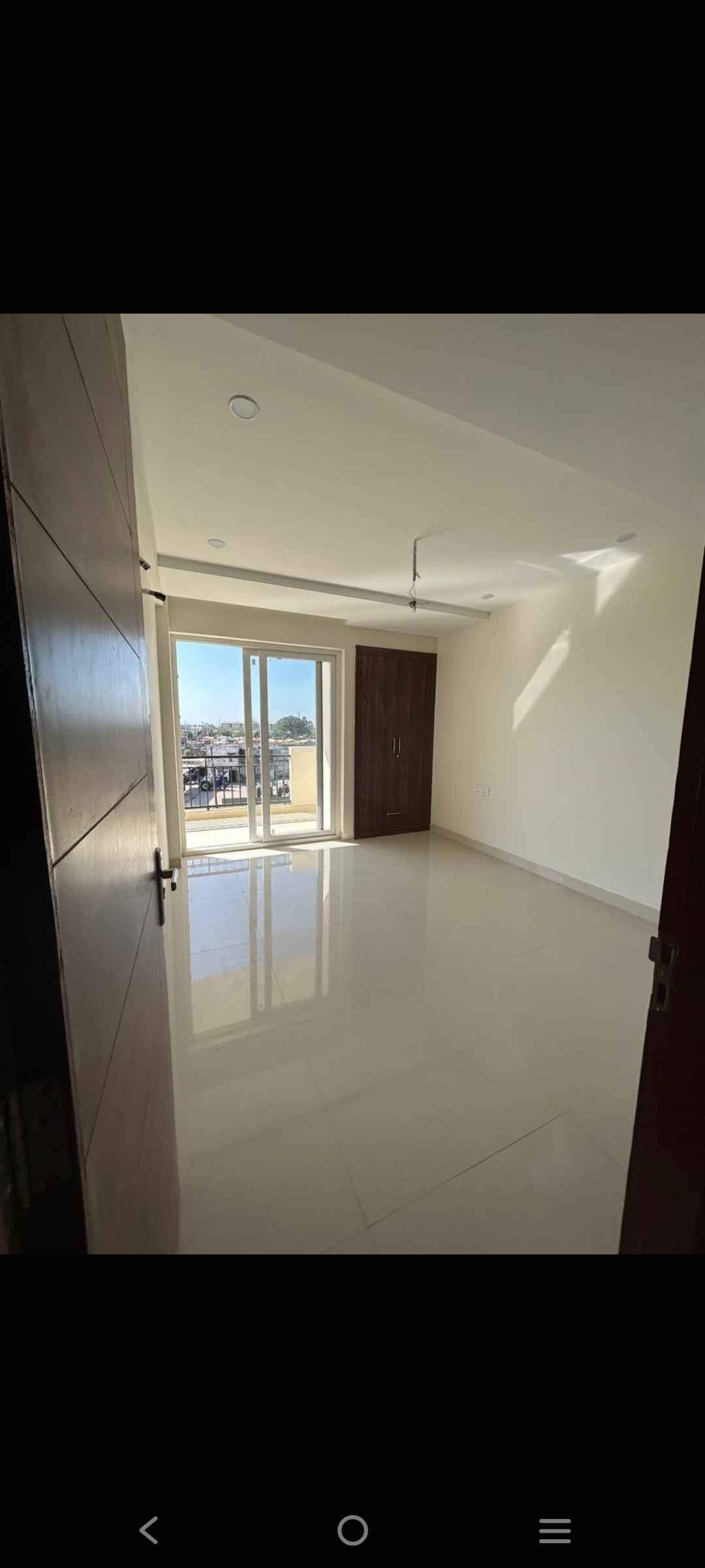 4 Beds 4 Baths -ready to move apartment for sale in Zirakpur, Punjab