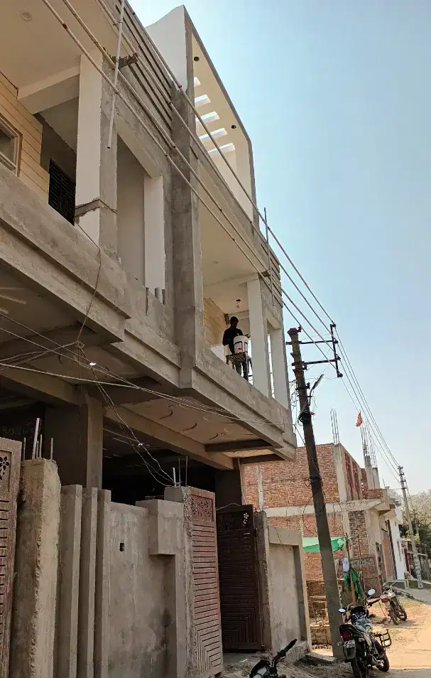 4 Bds – 2 Ba – 2000 ft2 बेनीपुर पहाड़िया