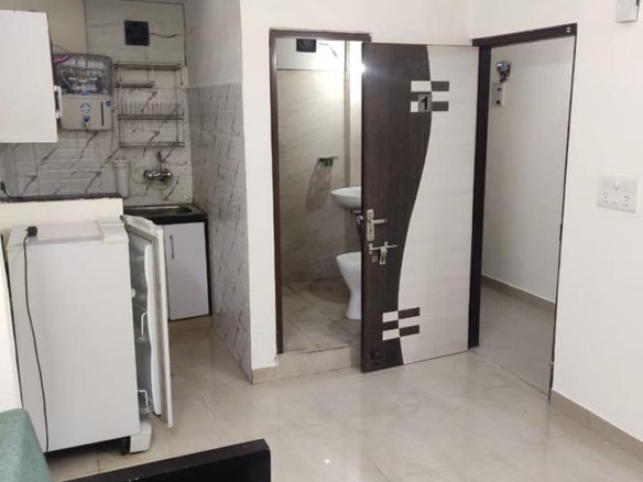 1 Beds 1 Baths Furnished Flat for Rent in Delhi