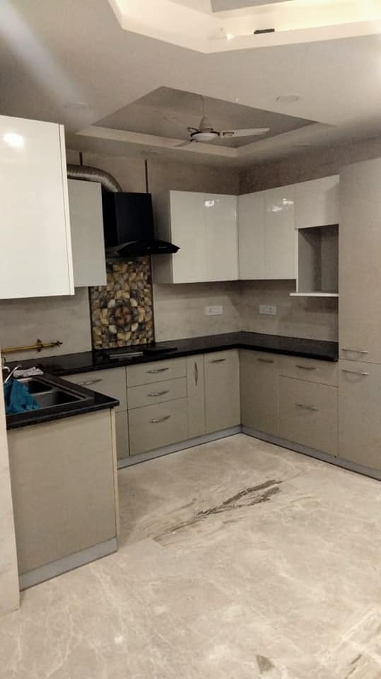 3Beds WITH 3 ATTACHED BATHS for Rent in CR Park, Delhi