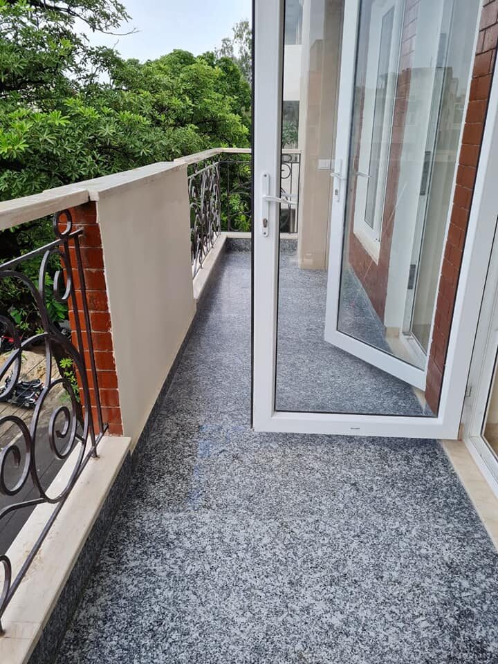 sr1 BRAND NEW CONSTRUCTION- 3BHK WITH 3 ATTACHED BATHROOMS FOR RENT IN DELHI
