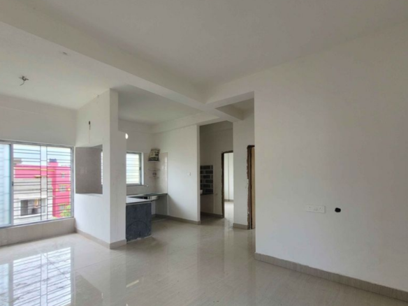2 Beds and 2 Baths for Sale in Kolkata