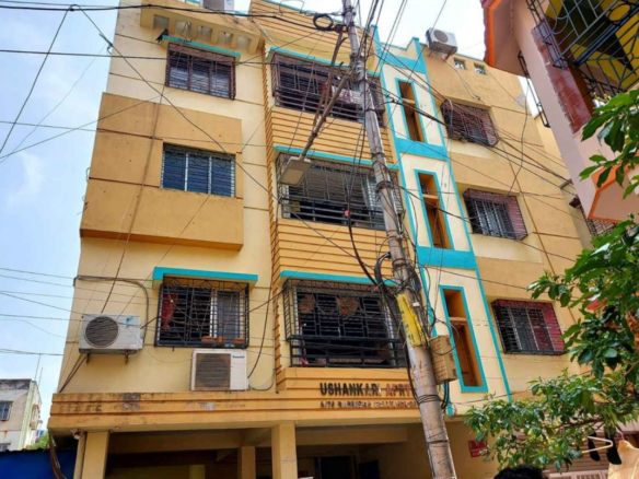 3 Beds and 3 Baths for Sale in Kolkata