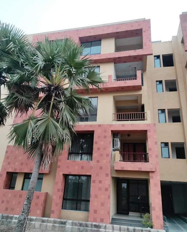 3 Beds and 3 Baths for Sale in Kolkata