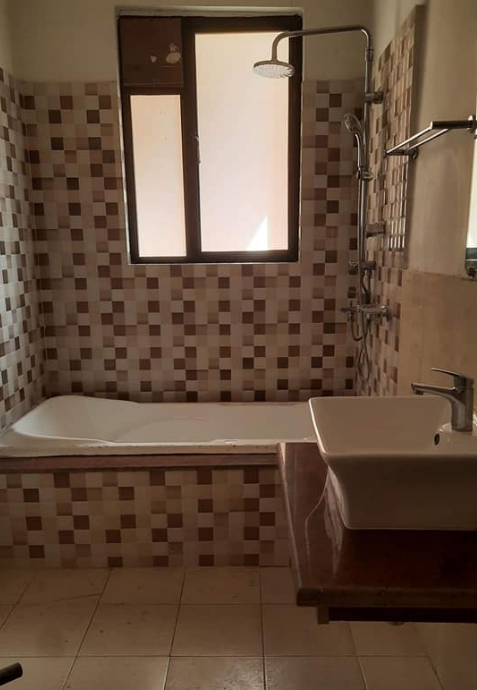 3 Beds and 3 Baths for Sale in Kolkata