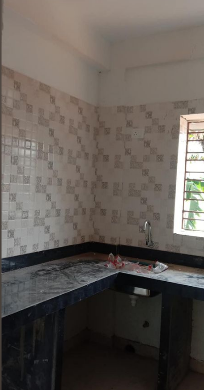 3 Beds and 2 Baths for Sale in Kolkata