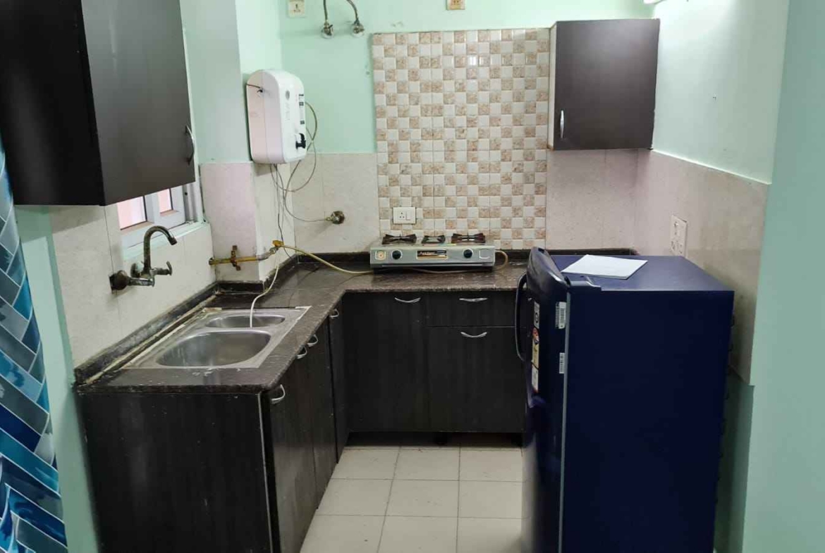 Fully furnished 1 bed 1 bath for rent in sector 76, Noida