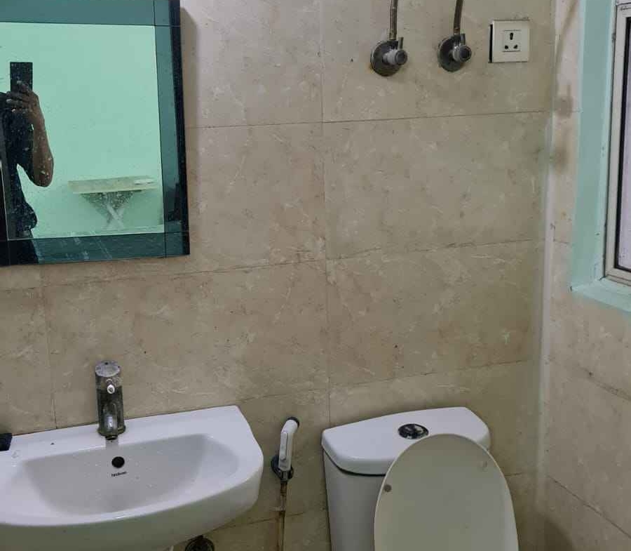 Fully furnished 1 bed 1 bath for rent in sector 76, Noida